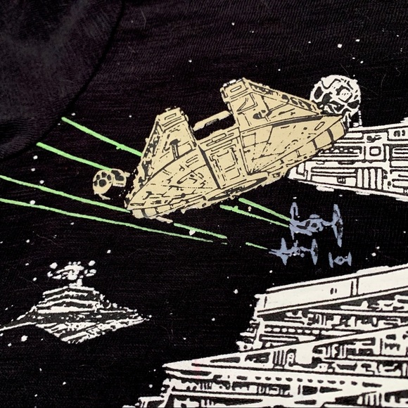 GAP x STAR WARS | Glow in the Dark Millennium Falcon T-Shirt *HTF* size 18-24mo - Picture 3 of 7